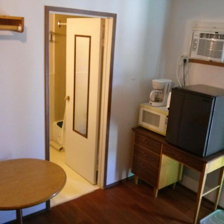 Moosomin Motel ภายนอก รูปภาพ