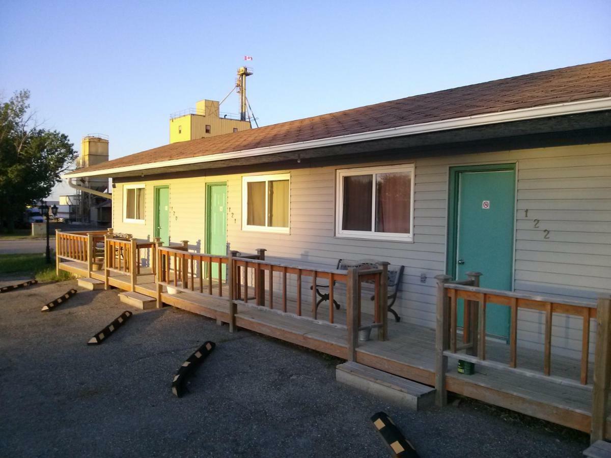 Moosomin Motel ภายนอก รูปภาพ